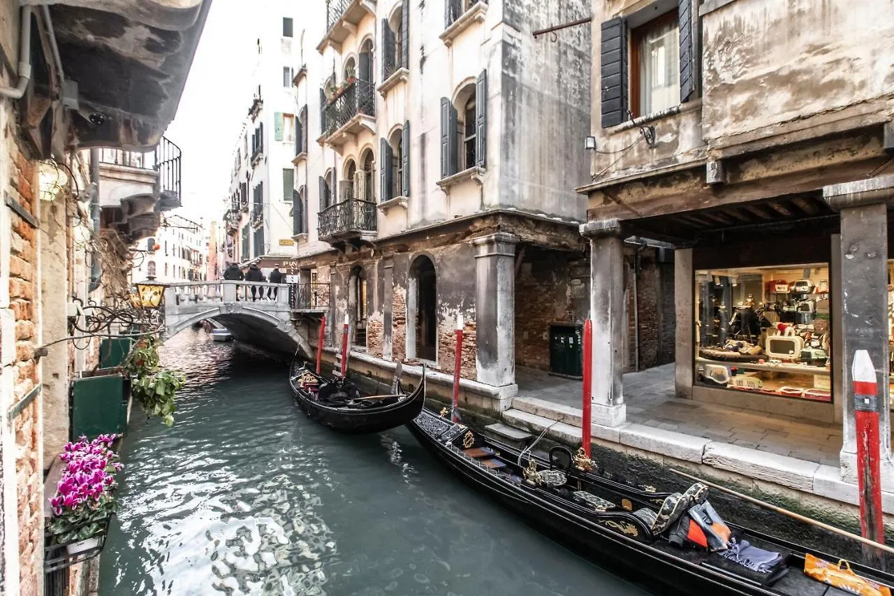 Ca' Delle Acque Deluxe Apartment R&R Venice
