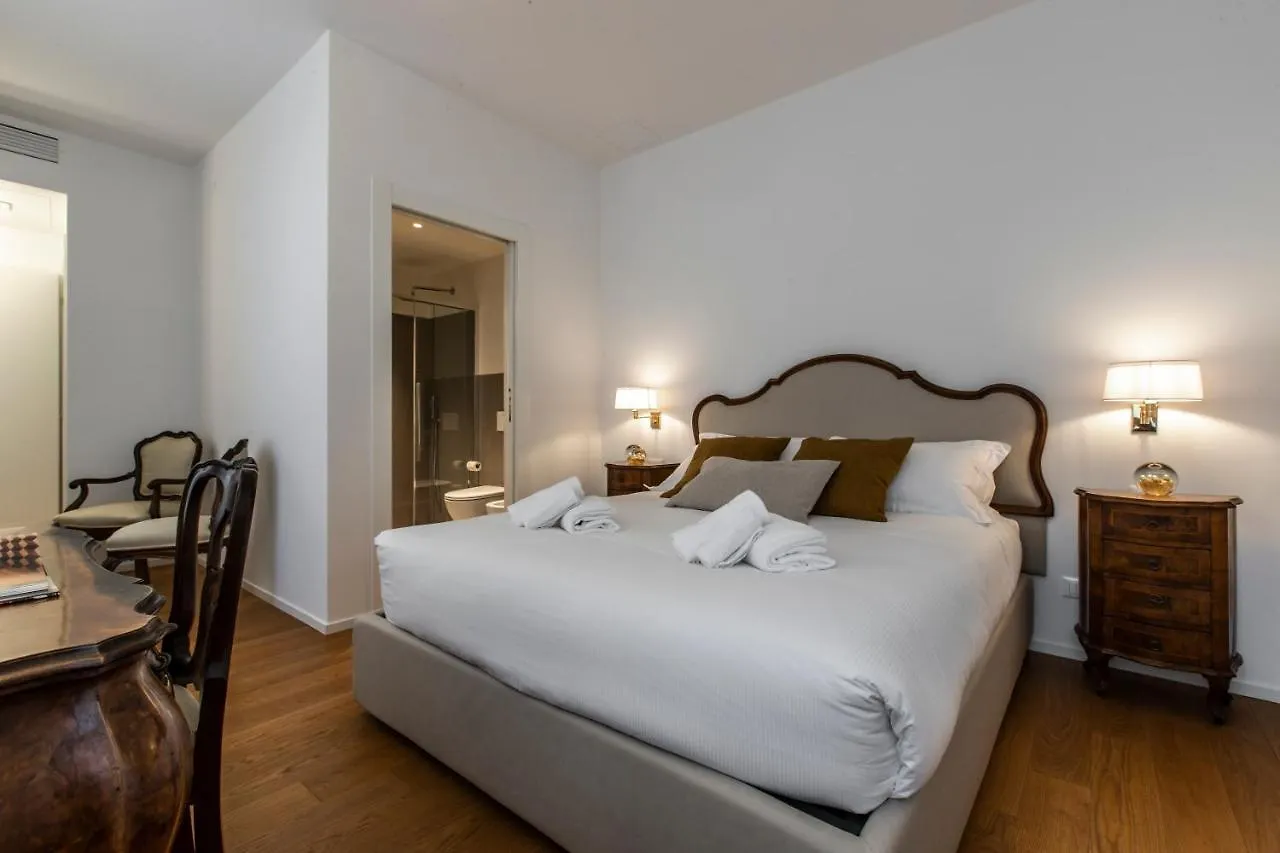 Ca' Delle Acque Deluxe Apartment R&R Venise 0*,  Italie